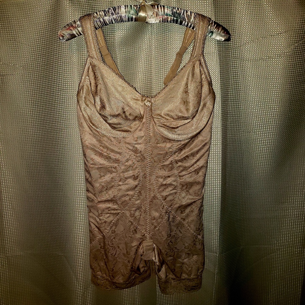 Flexees 40D Shapewear Bodysuit with Garter Hooks